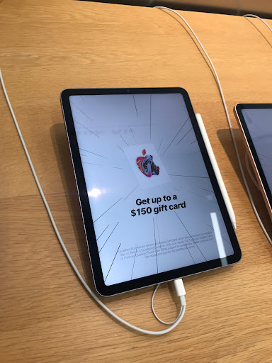 Computer Store «Apple Manhattan Village», reviews and photos, 3200 N Sepulveda Blvd, Manhattan Beach, CA 90266, USA