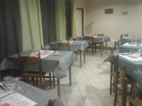 Atmosphère du Restaurant L'Eventail à Orcenais - n°6