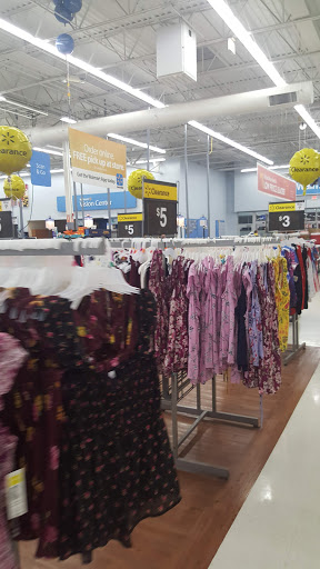 Discount Store «Walmart», reviews and photos, 40 Drury Dr, La Plata, MD 20646, USA