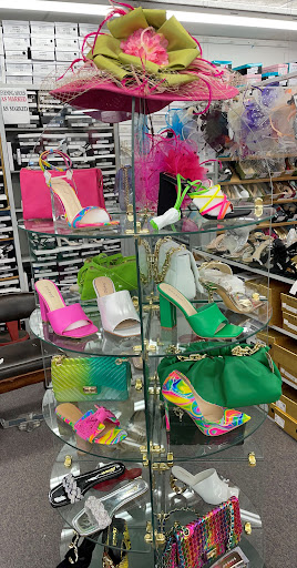 Shoe Store «Pix Shoes of Louisville», reviews and photos, 201 S Preston St, Louisville, KY 40202, USA