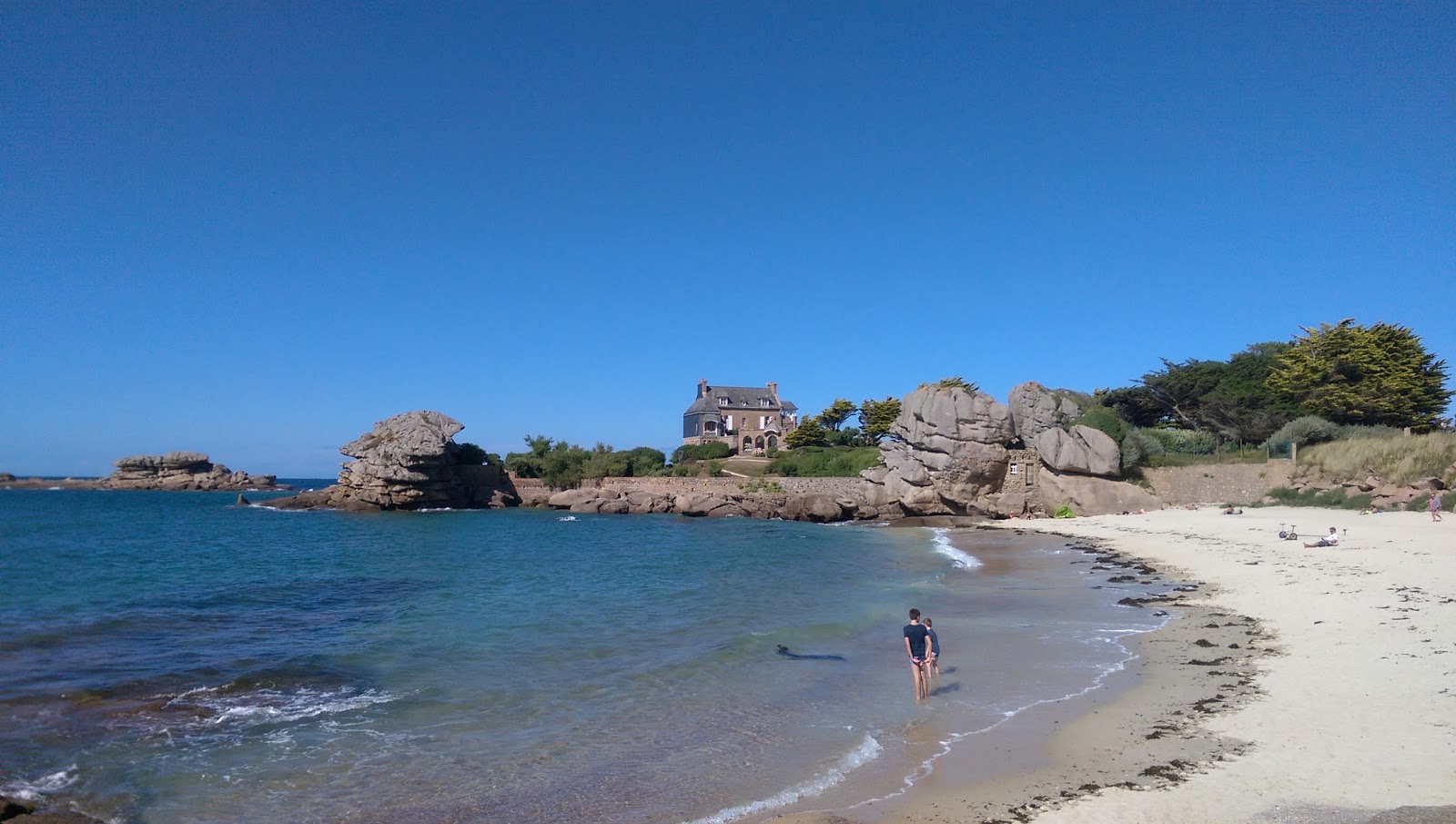 Plage de Tregastel的照片 和解