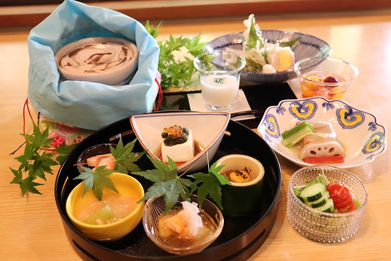 薬膳カフェ 花美津姫 ハナミズキ 霊山寺 旧仙人亭