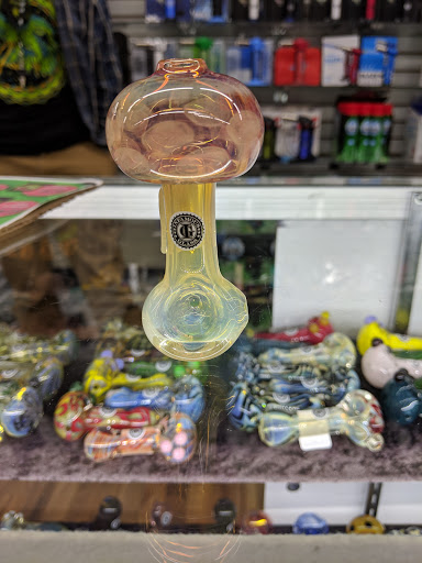 Tobacco Shop «Smoke Zone», reviews and photos, 1202 N High St, Columbus, OH 43201, USA