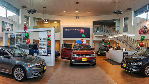 Volkswagen Dealer «Luther Westside Volkswagen», reviews and photos, 2370 MN-100, St Louis Park, MN 55416, USA