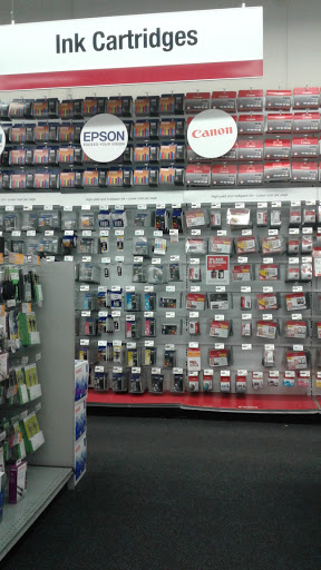 Office Supply Store «Staples», reviews and photos, 1075 N Main St, Warrington, PA 18976, USA