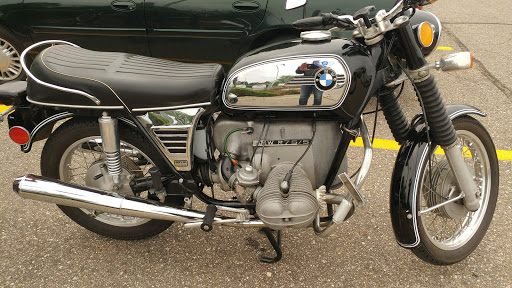 BMW Motorcycle Dealer «BMW Motorcycles Southeast Michigan», reviews and photos, 14855 Sheldon Rd, Plymouth, MI 48170, USA