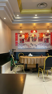 Atmosphère du Restaurant chinois Pavillon Poissons Vivants à Paris - n°2