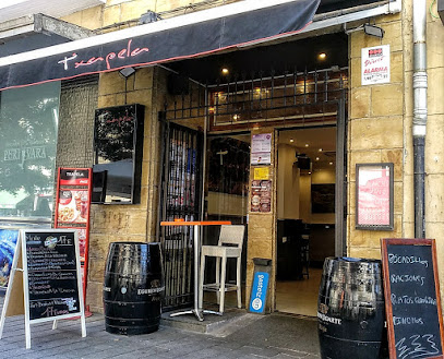 Bar Txapela - C. El Prado, 3, 01005 Vitoria-Gasteiz, Álava, Spain