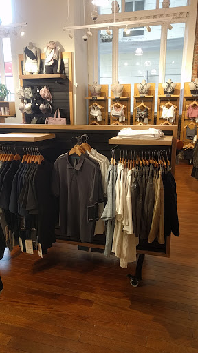 Sportswear Store «lululemon», reviews and photos, 327 Grant Ave, San Francisco, CA 94108, USA