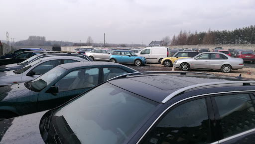 Parking Jowisz 24h - Tani parking w Pyrzowicach k./Katowic z transferem na lotnisko