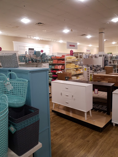 Department Store «HomeGoods», reviews and photos, 7491 North Point Pkwy, Alpharetta, GA 30022, USA