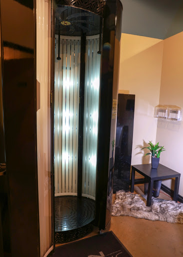 Tanning Salon «Tan Republic», reviews and photos, 1515 W Main St, Molalla, OR 97038, USA