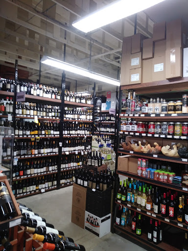 Liquor Store «Silverbrook Wine and Liquor», reviews and photos, 374 Boston Post Rd, Orange, CT 06477, USA