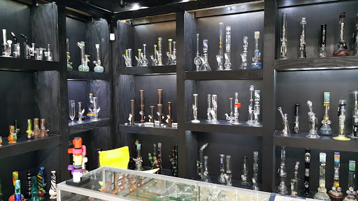 Tobacco Shop «Burn Smoke Shop», reviews and photos, 10218 Westheimer Rd, Houston, TX 77042, USA