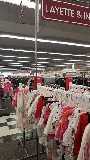 Clothing Store «Burlington Coat Factory», reviews and photos, 441 Western Ave, South Portland, ME 04106, USA