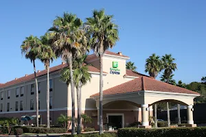 Holiday Inn Express Clermont, an IHG Hotel image
