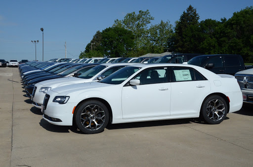 Car Dealer «Southtown Chrysler Dodge Jeep Ram», reviews and photos, 2412 N Jefferson Way, Indianola, IA 50125, USA