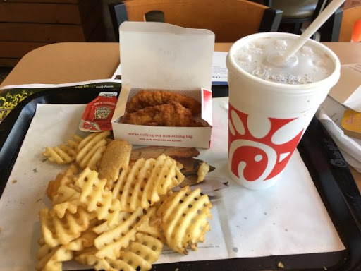 Fast Food Restaurant «Chick-fil-A», reviews and photos, 4737 Concord Pike Ste 760, Wilmington, DE 19803, USA