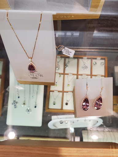 Jewelry Repair Service «DeVries Jewelry Store», reviews and photos, 411 Leonard St NW, Grand Rapids, MI 49504, USA