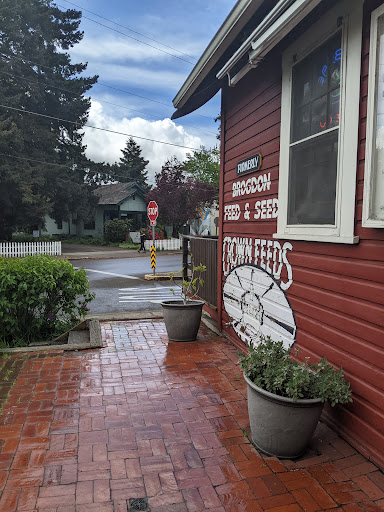 Grocery Store «Red Barn Natural Grocery», reviews and photos, 357 Van Buren St, Eugene, OR 97402, USA