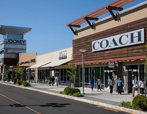 Shopping Mall «Seattle Premium Outlets», reviews and photos, 10600 Quil Ceda Blvd, Tulalip, WA 98271, USA