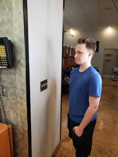 Beauty Salon «Cartel Hair Salon», reviews and photos, 1921 N Tustin Ave, Santa Ana, CA 92705, USA