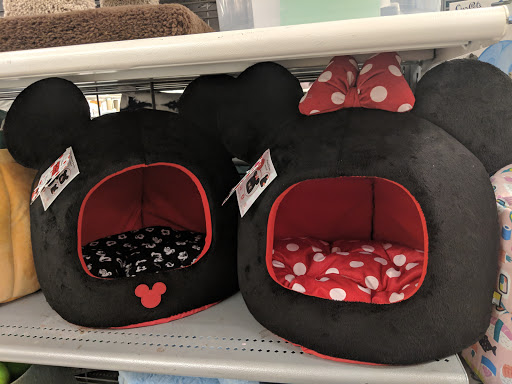 Liquor Store «Mecklenburg County ABC Store #25», reviews and photos, 4450 Randolph Rd #25, Charlotte, NC 28211, USA