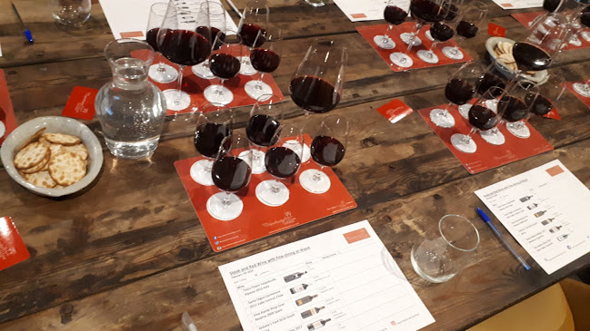 Reviews of Manchester Wine School in Manchester - Pub