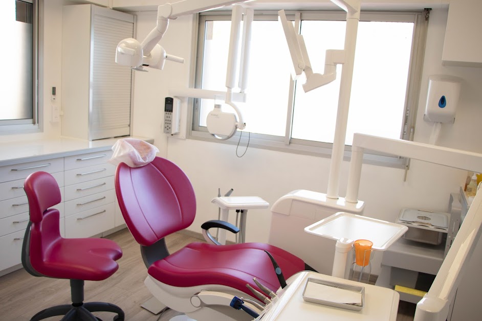 Cabinet Dentaire Saint Pierre. Drs Delattre & Cocart à Saint-Pierre ( )