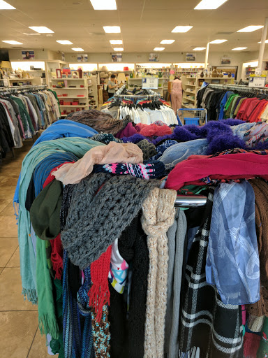 Thrift Store «Goodwill Retail Store & Donation Center», reviews and photos, 1560 Newbury Rd #5, Newbury Park, CA 91320, USA