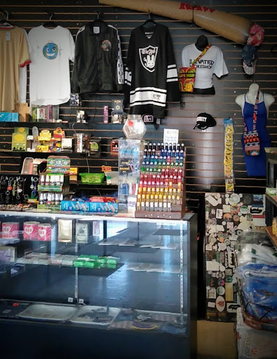 Tobacco Shop «Elevated Smoke Shop», reviews and photos, 830 W Southern Ave #6, Mesa, AZ 85210, USA