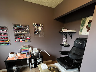 Esthetics by Lyss - Waxing, Manicures, Pedicures & Tinting | Nanaimo