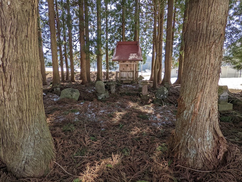 丹南の山神神社(東)