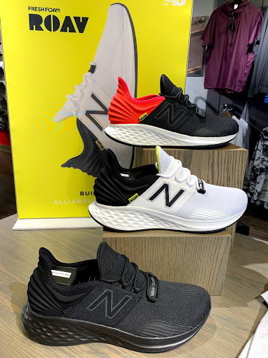 Shoe Store «New Balance Bellevue», reviews and photos, 823 Bellevue Way NE #100, Bellevue, WA 98004, USA