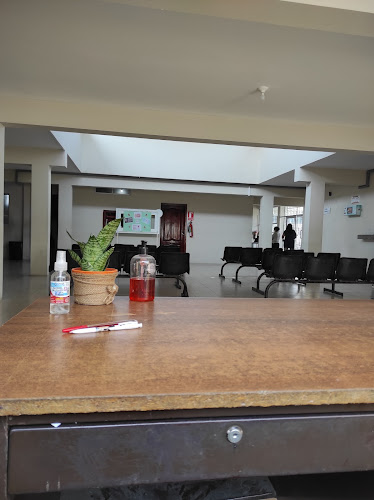 Opinii despre Centro de Salud Cuba Libre în Manta - Hospital