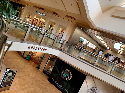 Shopping Mall «The Shops at Mission Viejo», reviews and photos, 555 The Shops at Mission Viejo, Mission Viejo, CA 92691, USA