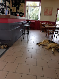 Atmosphère du Restaurant Hôtel De La Gare à Ris - n°4