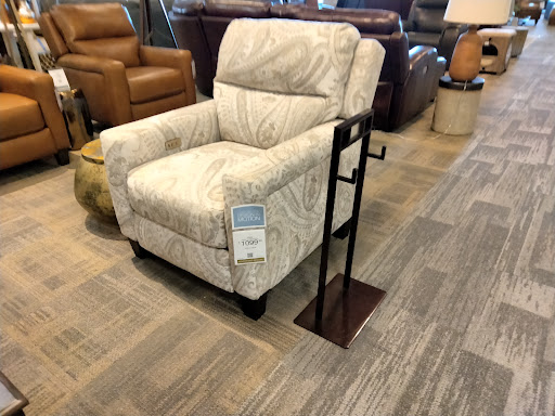 Furniture Store «Havertys Furniture», reviews and photos, 935 Polaris Pkwy, Columbus, OH 43240, USA