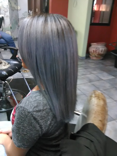 Beauty Salon «El Y Ella Beauty Salon», reviews and photos, 1701 N 16th St, Phoenix, AZ 85006, USA