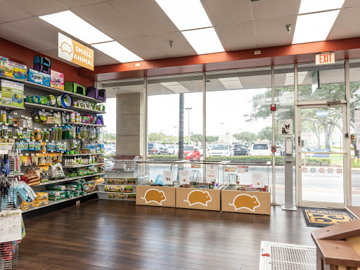 Pet Store «Petland Pembroke Pines», reviews and photos, 356 N University Dr, Pembroke Pines, FL 33024, USA