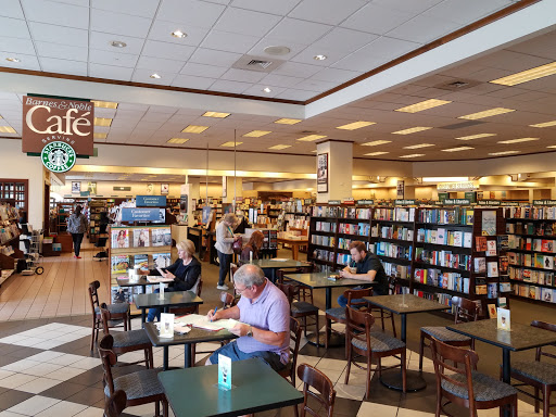 Book Store «Barnes & Noble», reviews and photos, 330 E 1300 S, Orem, UT 84058, USA