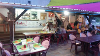 Atmosphère du restaurant Côté Rivière à Eygliers - n°5