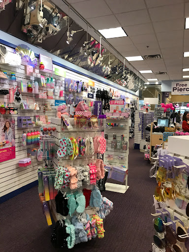 Shopping Mall «Brunswick Square», reviews and photos, 755 NJ-18, East Brunswick, NJ 08816, USA