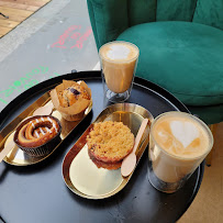 Plats et boissons du Restaurant servant le petit-déjeuner BlackBird Coffee à Paris - n°3