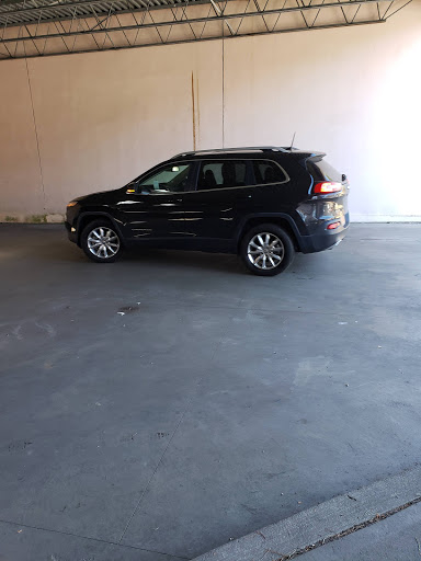 Car Wash «Hampton Auto Wash», reviews and photos, 296 W Montauk Hwy, Hampton Bays, NY 11946, USA