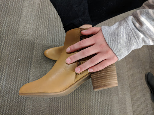 Shoe Store «DSW Designer Shoe Warehouse», reviews and photos, 530 W Mt Pleasant Ave, Livingston, NJ 07039, USA