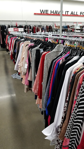 Clothing Store «Burlington Coat Factory», reviews and photos, 3475 Westdale Dr SW, Cedar Rapids, IA 52404, USA