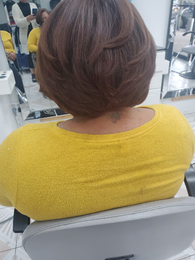 Beauty Salon «Carmen & Blanca Beauty Salon», reviews and photos, 289 E 167th St, Bronx, NY 10456, USA