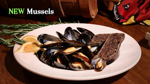 European Restaurant «Meg O’Malleys Restaurant & Irish Pub», reviews and photos, 812 E New Haven Ave, Melbourne, FL 32901, USA