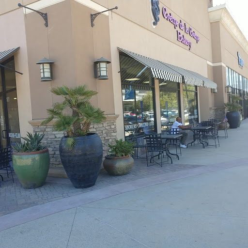 Shopping Mall «Shops At Dos Lagos», reviews and photos, 2780 Cabot Dr #140, Corona, CA 92883, USA